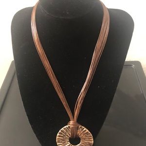 Necklace & earring set